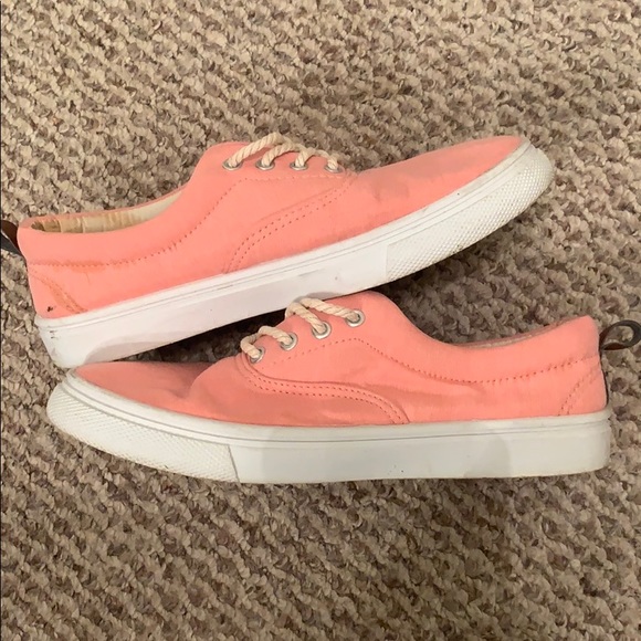 Slip on coral shoes - Picture 2 of 2